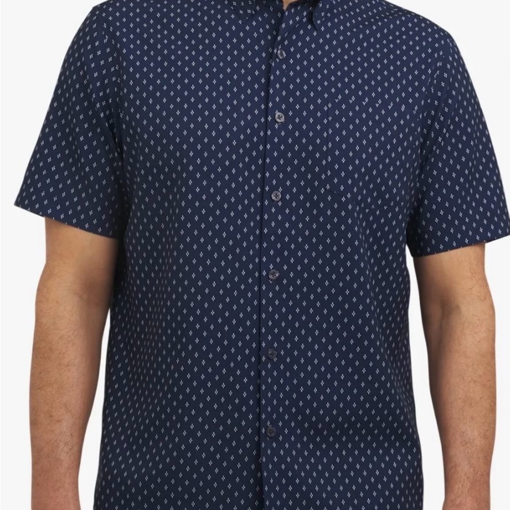 NWT Men’s Chaps Dark Blue Print Shirt UPF 50 sun protections